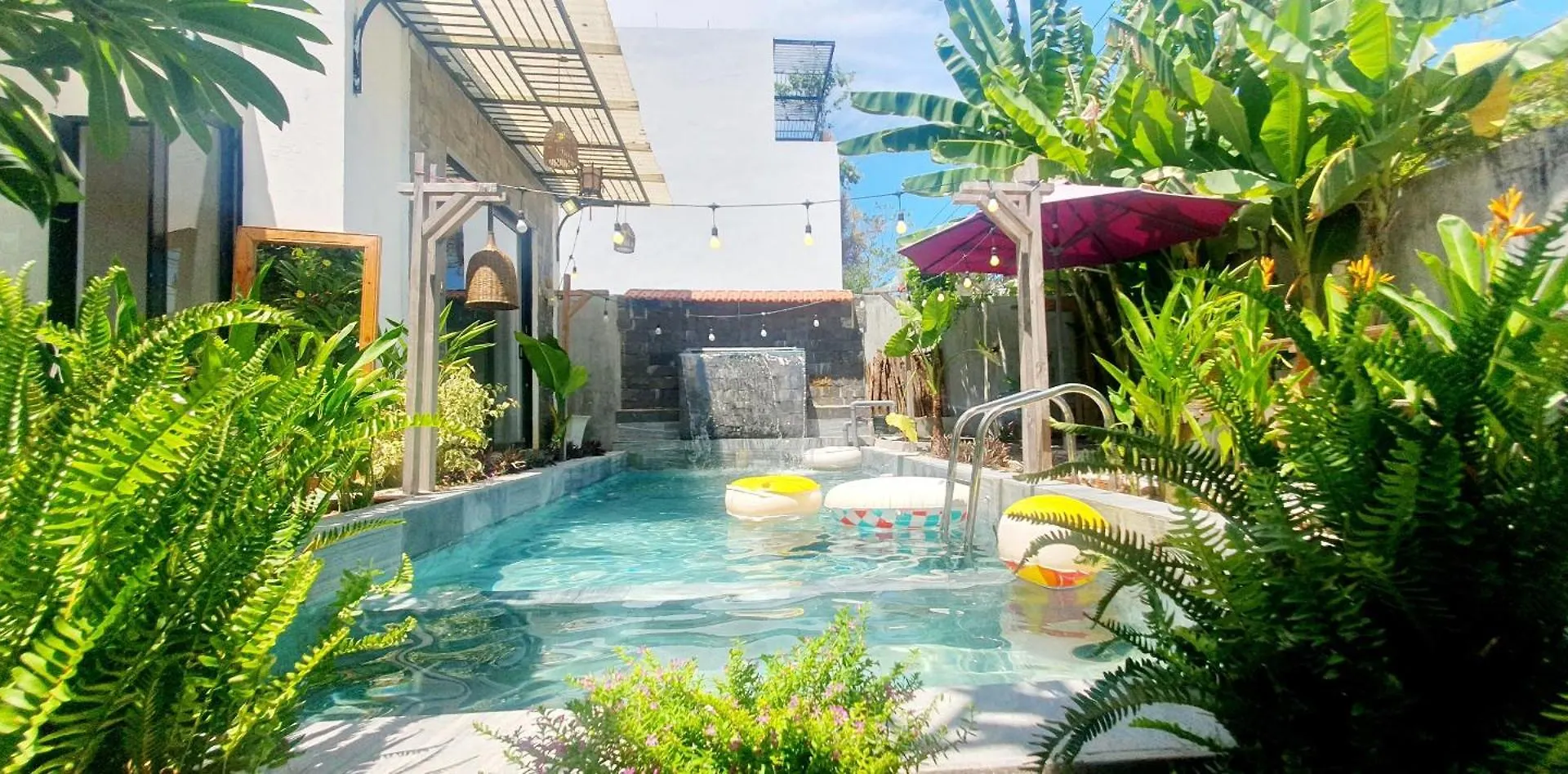 Villa 68 4Br Free Pick-Up Airport & Billiards Close To My Khe Beach Da Nang