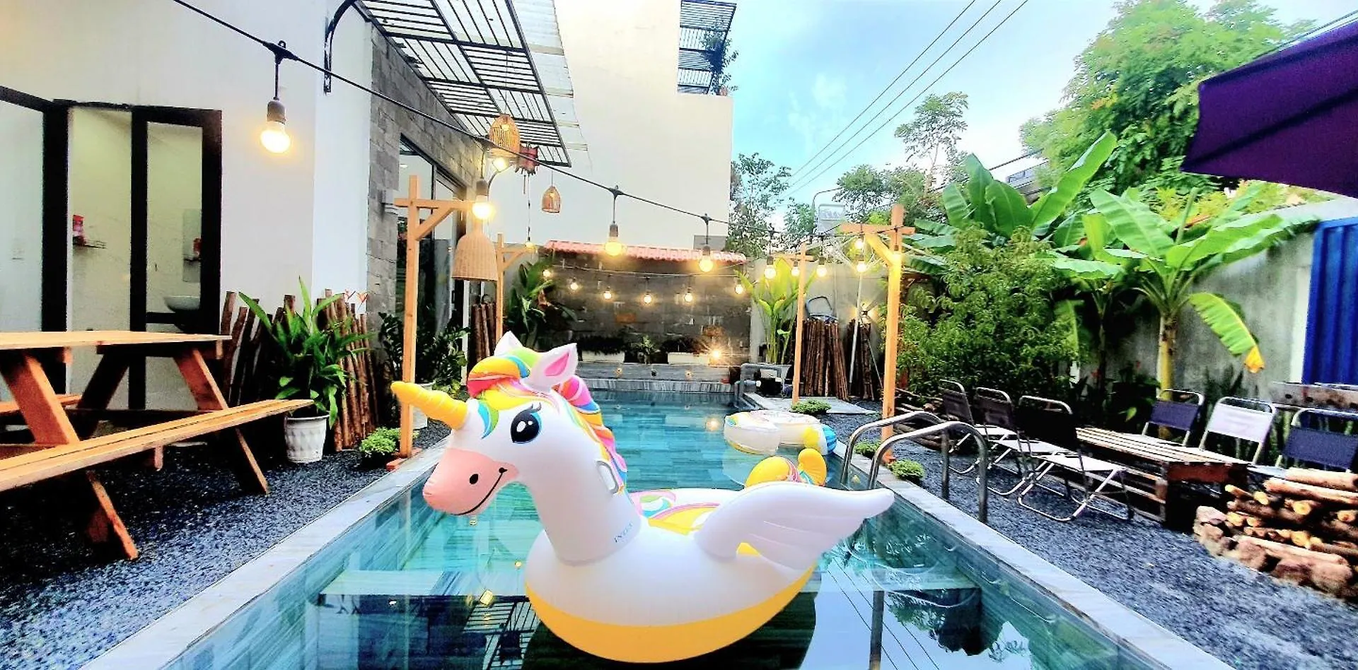 Villa 68 4Br Free Pick-Up Airport & Billiards Close To My Khe Beach Da Nang 0*,  Vietnam